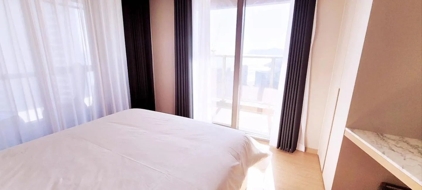 Haeundae La Mer Busan Hotel